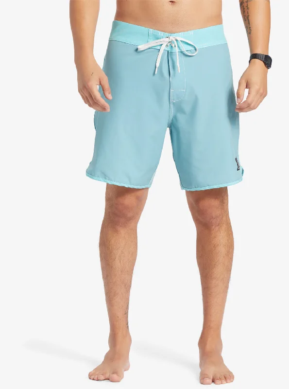 Quiksilver Men's Original Scallop 18" Boardshorts