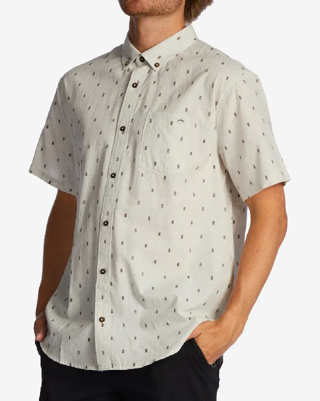 Billabong Men's All Day Jacquard Short Sleeve Shirt