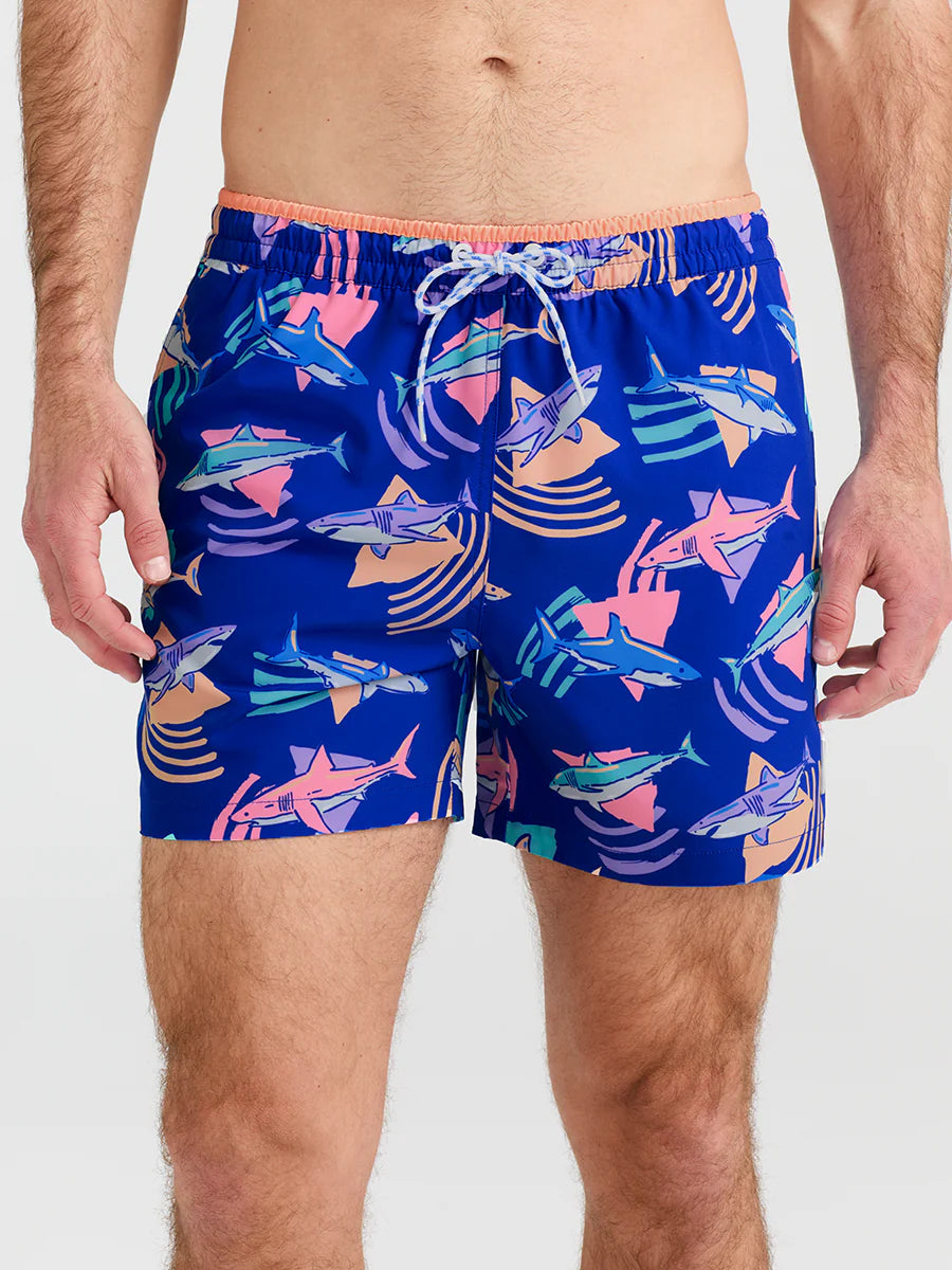 Chubbies Mens The Daddy Sharks 7" Classic Swim Trunks